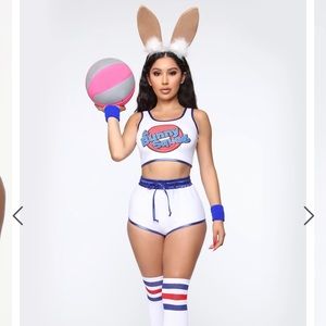 Fashion Nova Space Jam Lola costume